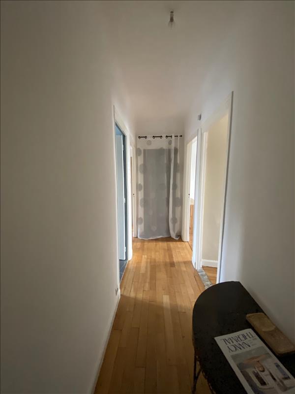 Appartement - 1er étage - 68,09 m2 - 3 pièces - Meublé