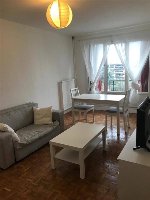 Appartement meublé - 4ème étage - 26 m² - 1 pièce
