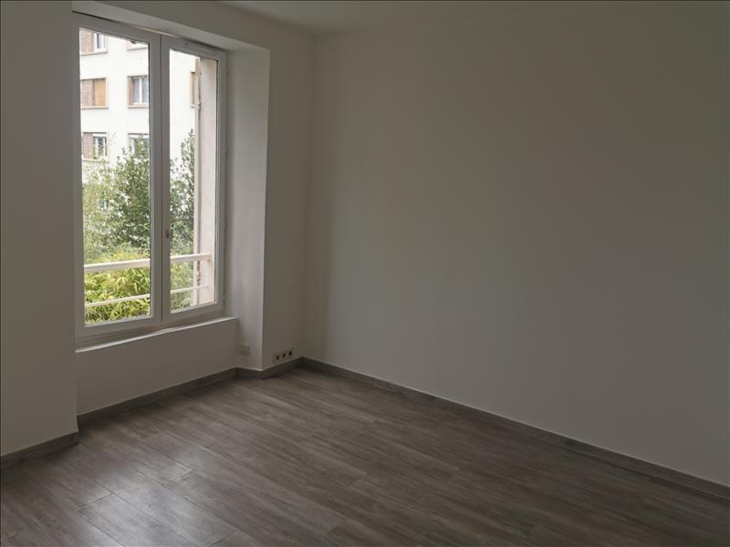 Appartement - 1er étage - 16 m2 - 1 pièce - Non meublé