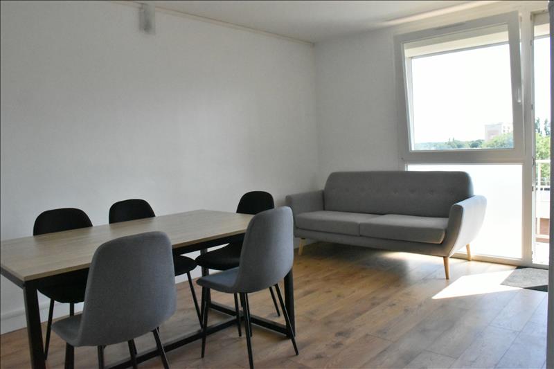 Chambre en colocation - 7ème étage - 10,31 m2 - meublé