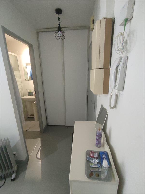 Appartement - 2ème étage - 23 m2 - 1 pièce - Meublé