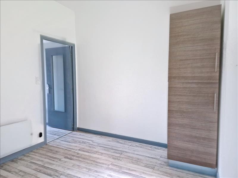 Appartement - 1er étage - 35 m2 - 1 pièce - Non meublé