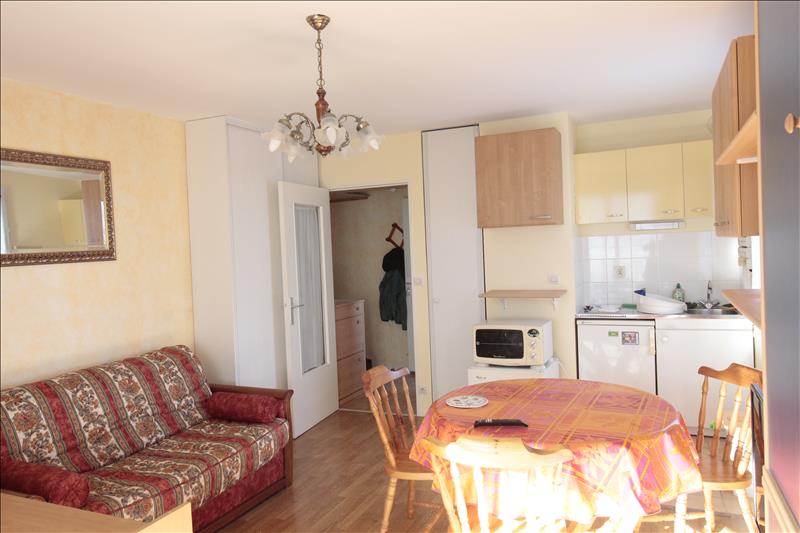 Appartement - 1er étage - 27 m2 - 1 pièce - Meublé